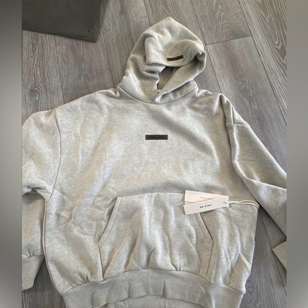 NWT ESSENTIALS FEAR OF GOD HEATHER STONE HOODIE SMALL - Picture 3 of 4